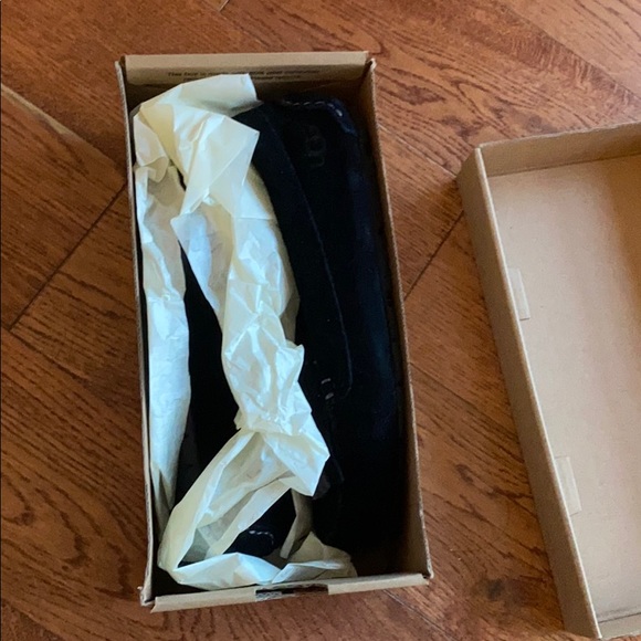 ugg shoes - Picture 3 of 5